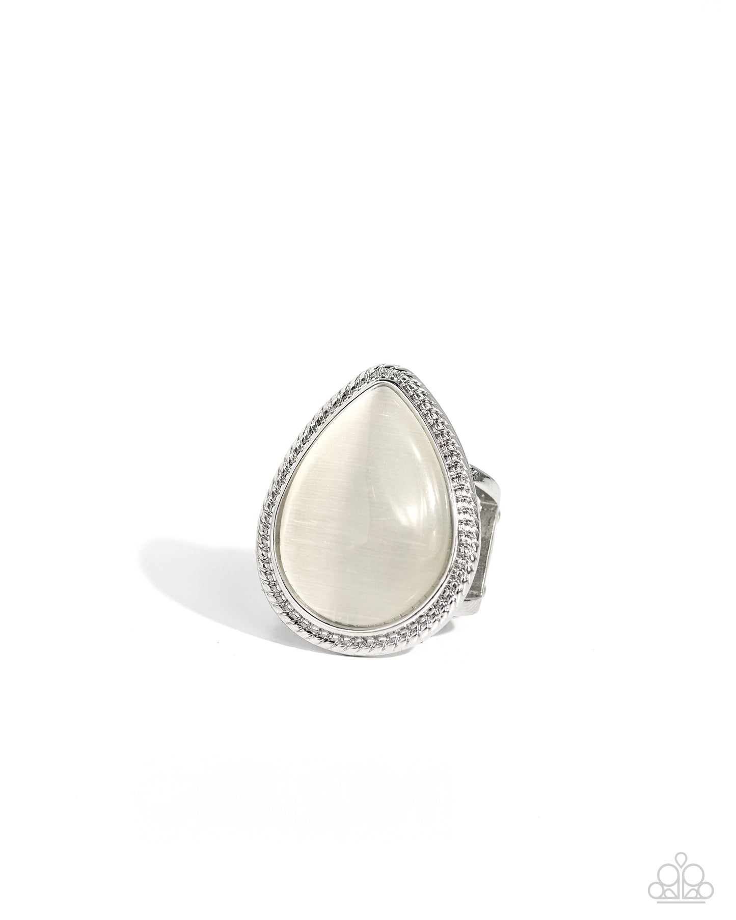 The Rain in MAINE - White Papatazzi Accessories