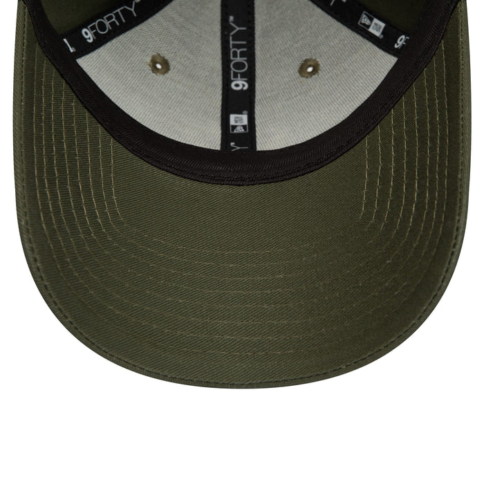 This is a New York Yankees Womens League Essential Dark Green 9FORTY Adjustable Cap 5