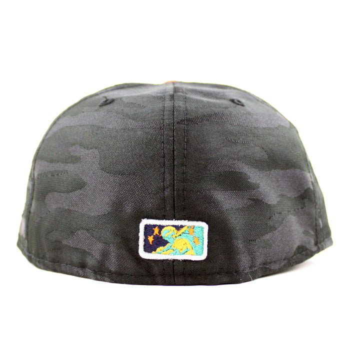 TENNESSEE SMOKIES BATTING BEAR New Era 59Fifty Fitted Hat (TONAL CAMO HUNTER FLAME KHAKI Under Brim)