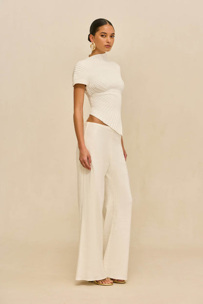 ANNEMIE KNIT TOP - OFF WHITE