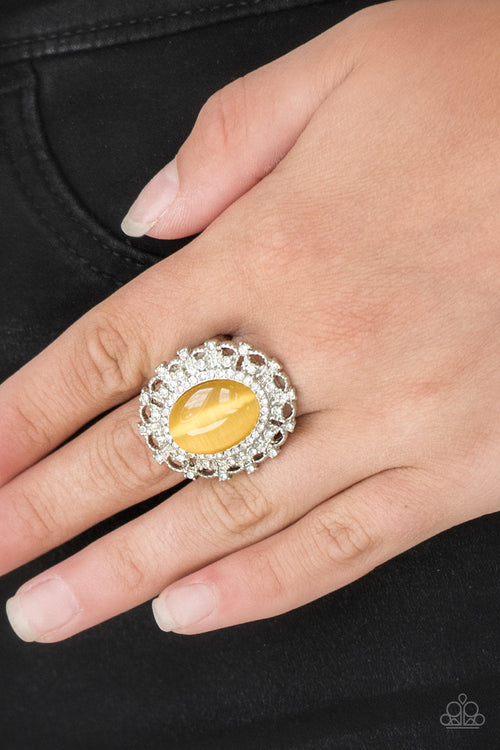 BAROQUE The Spell - Yellow Paparazzi Accessories