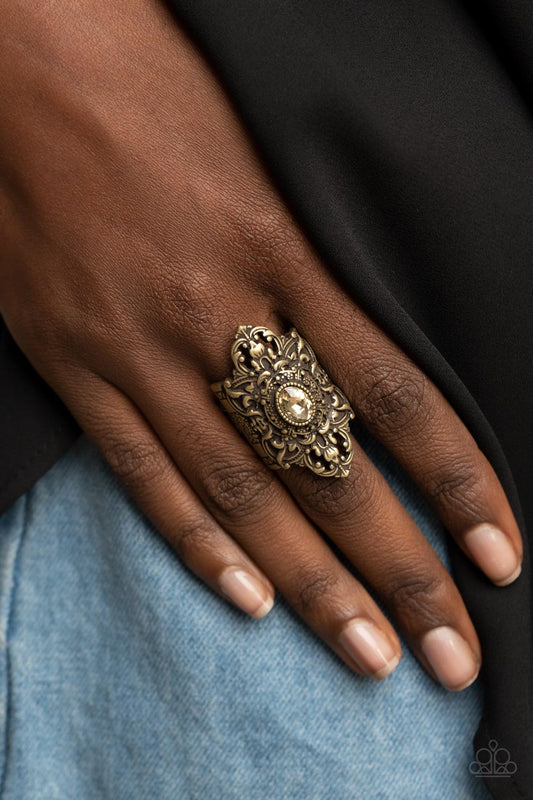 Perennial Posh - Brass Paparazzi Accessories