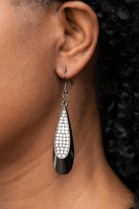 Prismatically Persuasive - Black Paparazzi Accessories