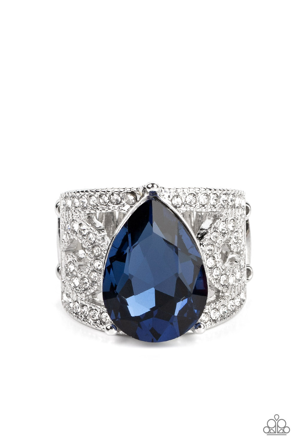 Kinda a Big Deal - Blue Paparazzi Accessories
