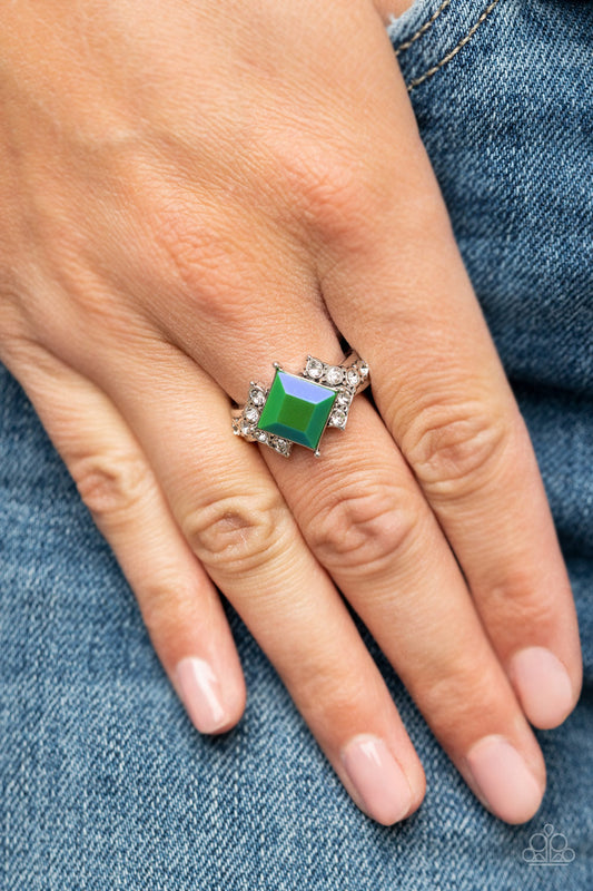 Mind-Blowing Brilliance - Green Paparazzi Accessories