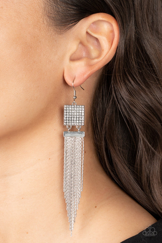 Dramatically Deco - White Paparazzi Accessories