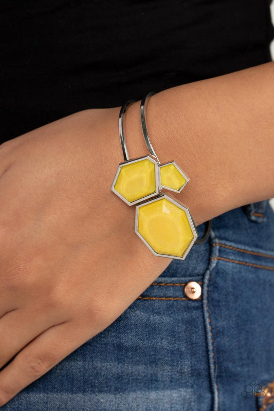 Tourist TRAPEZOID - Yellow Paparazzi Accessories