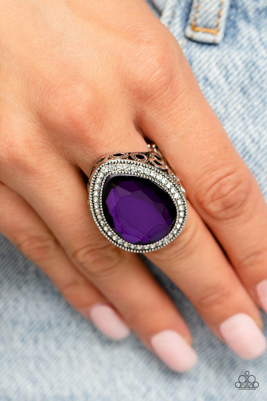 Illuminated Icon - Purple Paparazzi Accessories