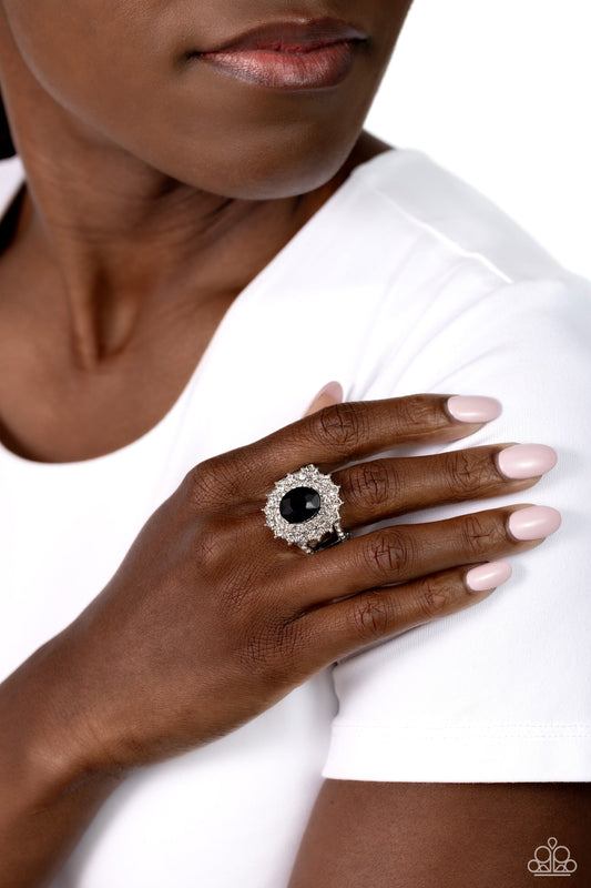 Layered Luminescence - Black Paparazzi Accessories