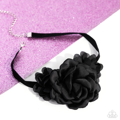 Very Viscountess - Black Paparazzi Accessories