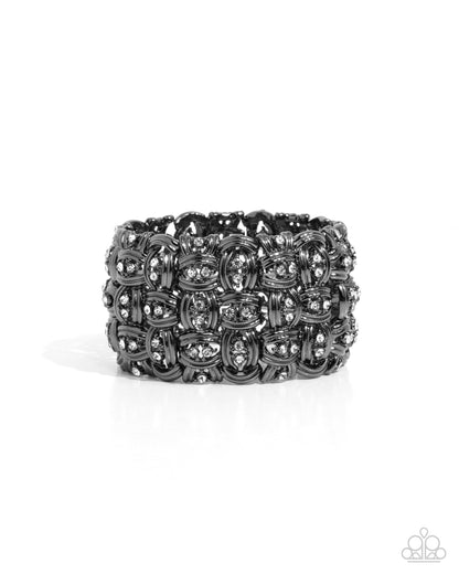 Woven Wardrobe - Black Paparazzi Accessories