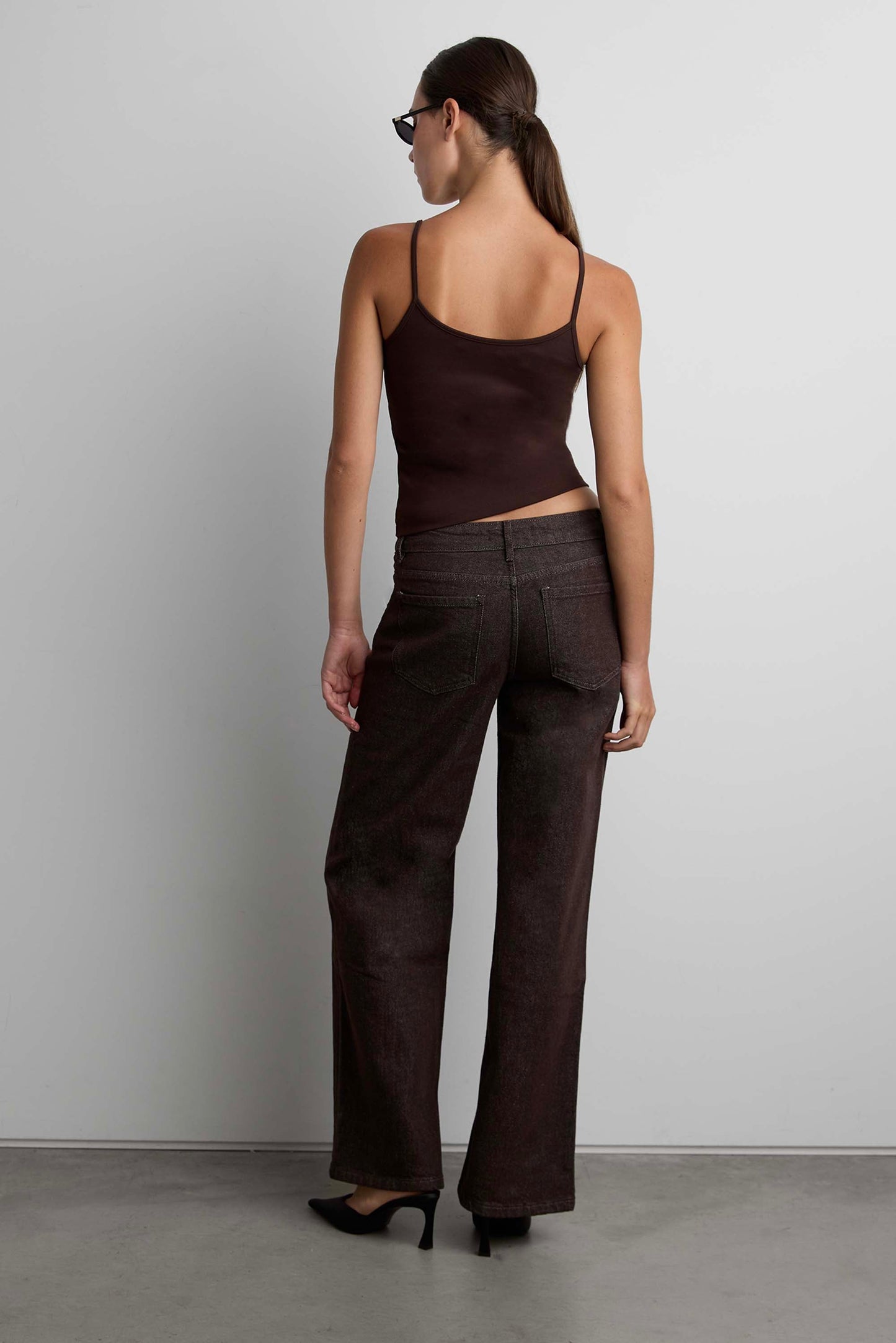 BASIC WASHED STRAIGHT JEAN