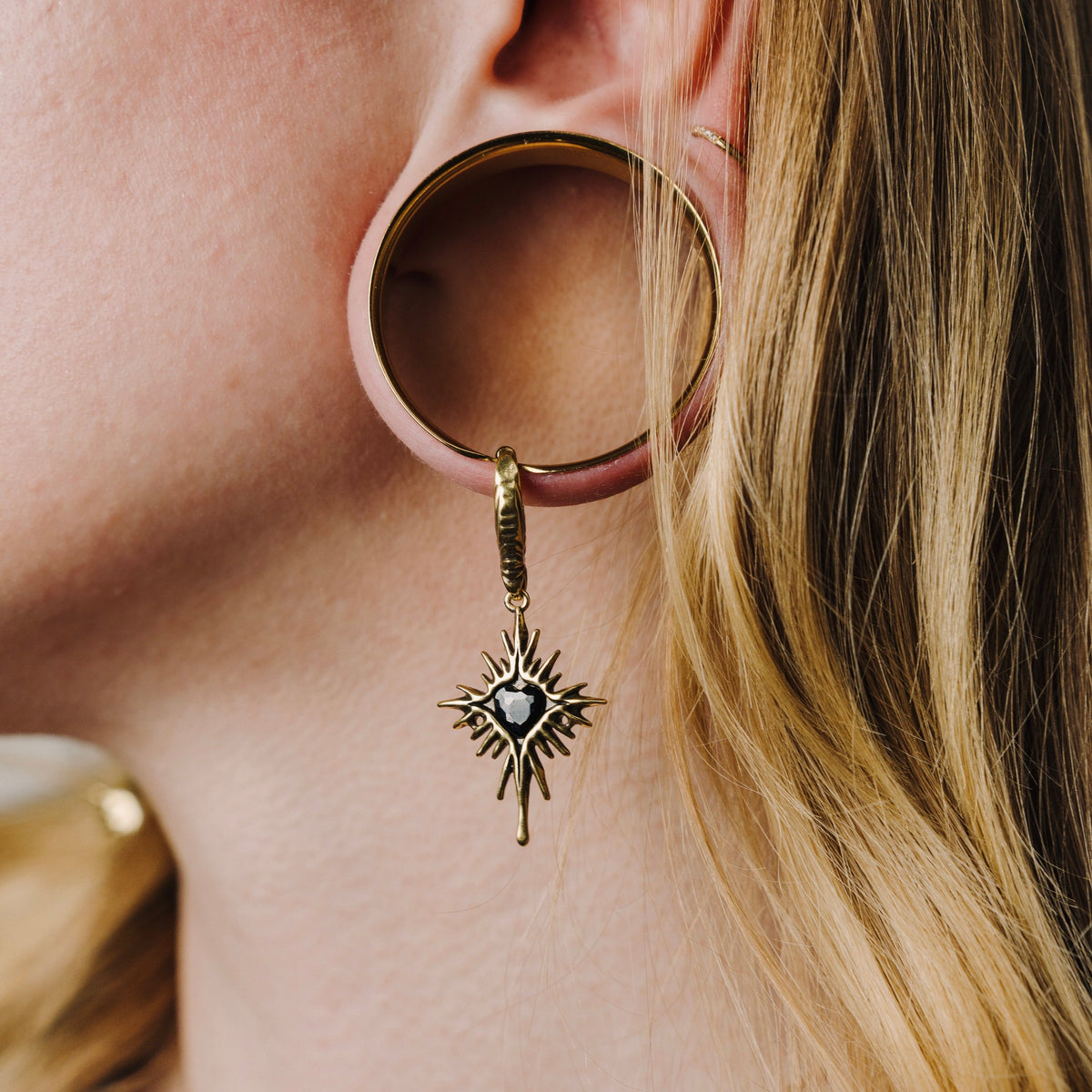 WINGED HEARTBURST EARRINGS