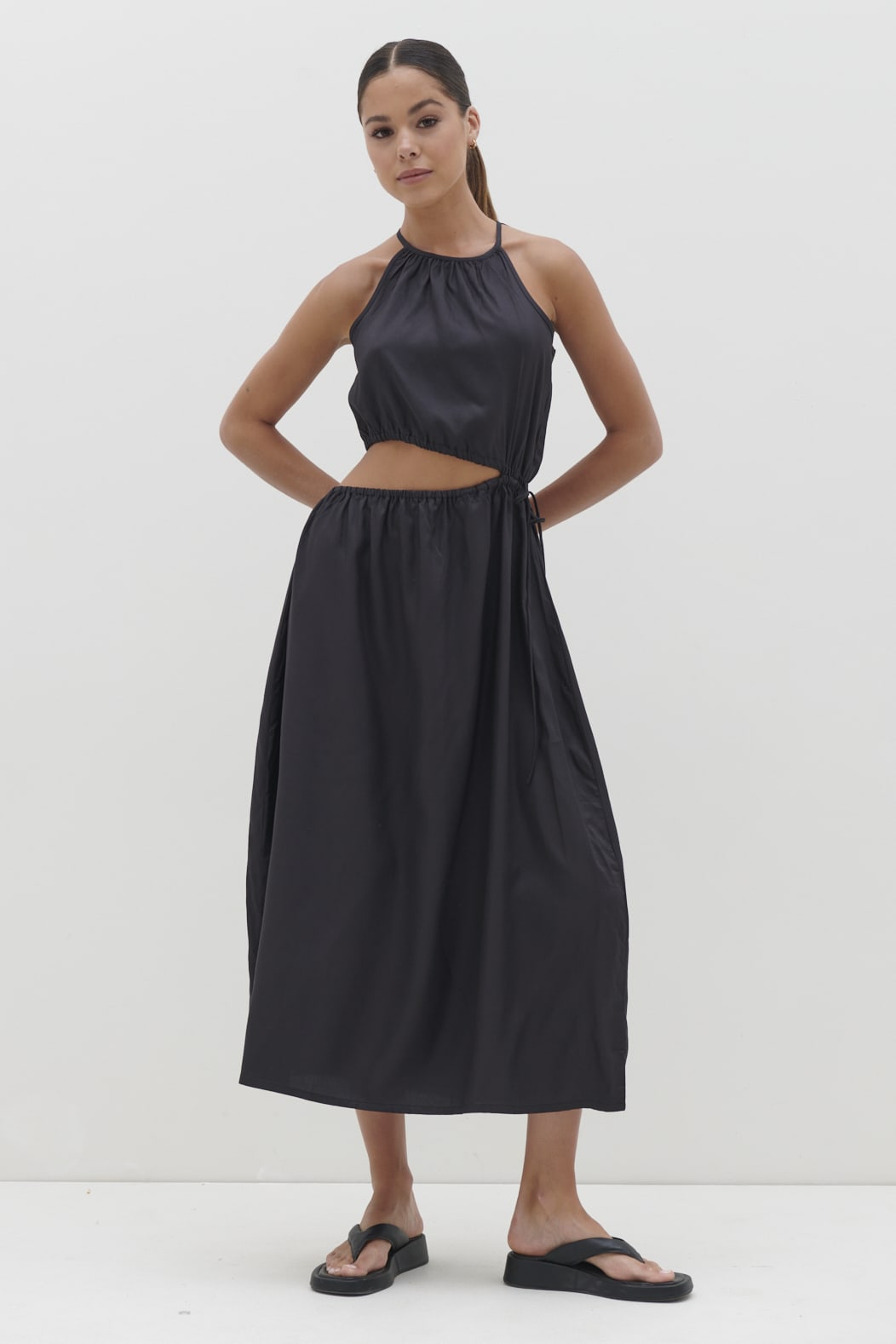 Fleur Cut Out Midaxi - Black