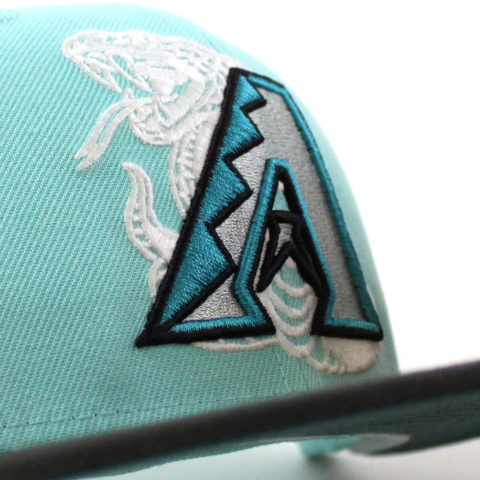 Arizona Diamondbacks 2001 WORLD CHAMPIONS 20TH ANNIVERSARY New Era 59Fifty Fitted Hat (Glow in the Dark Tint Pewter Dark Green Under Brim)