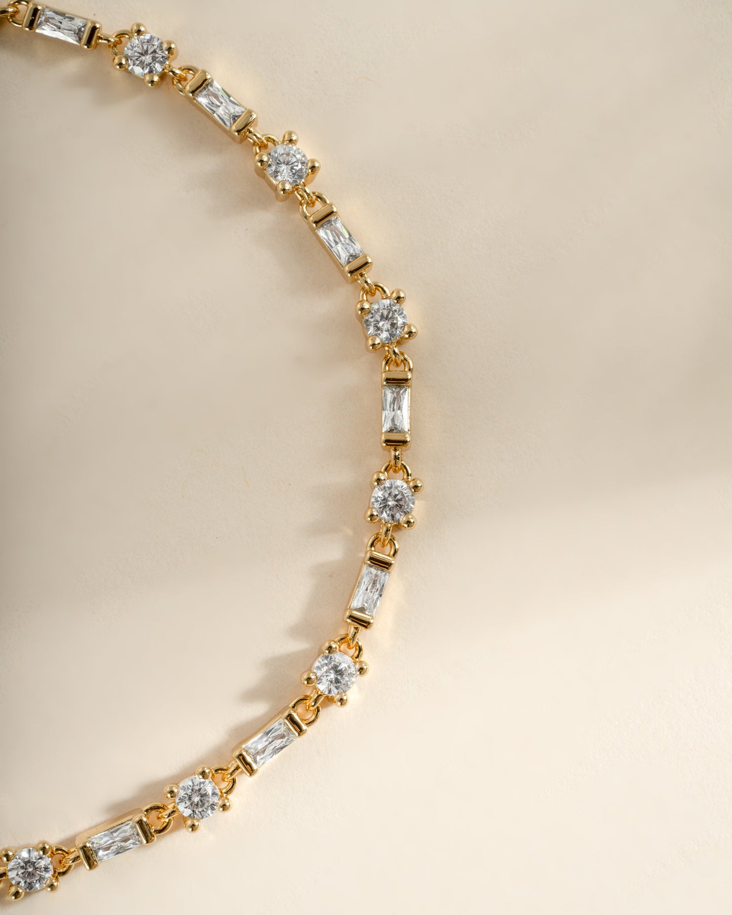 Baguette & Solitaire Diamond Bracelet