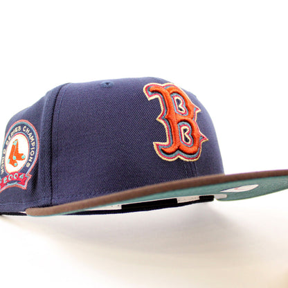 Boston Redsox WORLD SERIES CHAMPIONS 2004 New Era 59Fifty Fitted Hat (NAVY BURNT WOOD PINE NEEDLE GREEN Under Brim)