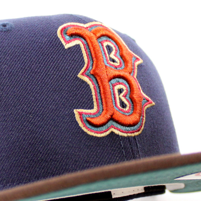 Boston Redsox WORLD SERIES CHAMPIONS 2004 New Era 59Fifty Fitted Hat (NAVY BURNT WOOD PINE NEEDLE GREEN Under Brim)