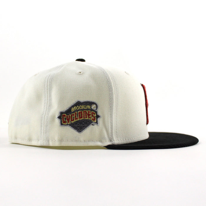 Brooklyn Cyclones Cyclones Patch New Era 59Fifty Fitted Hat (Chrome White, Black and Green Under Brim)