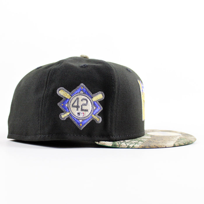 BROOKLYN DODGERS 42 JACKIE ROBINSON New Era 59Fifty Fitted Hat (Black RealTree Green Under Brim)