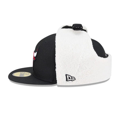 This is a Chicago Bulls NBA Classic Black Dogear 59FIFTY Fitted Cap 6