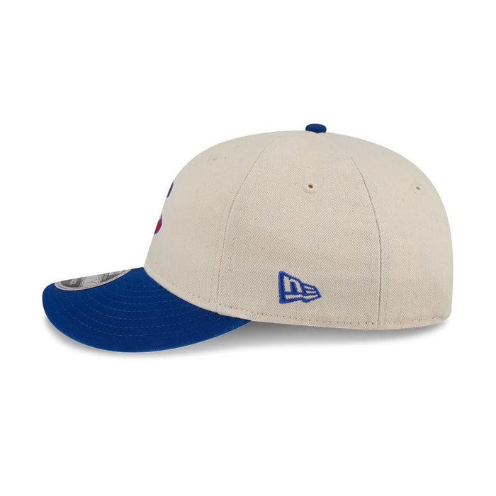 This is a Chicago Cubs MLB Americana Herringbone White Retro Crown 9FIFTY Adjustable Cap 7