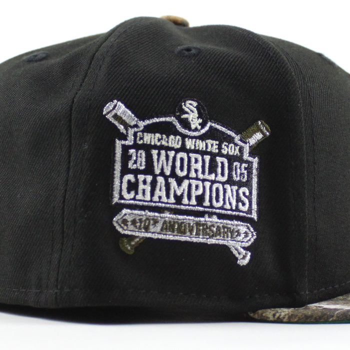 Chicago White Sox 10th Anniversary New Era Fitted 59Fifty Hat (Black RealTree Camo Green Under Brim)
