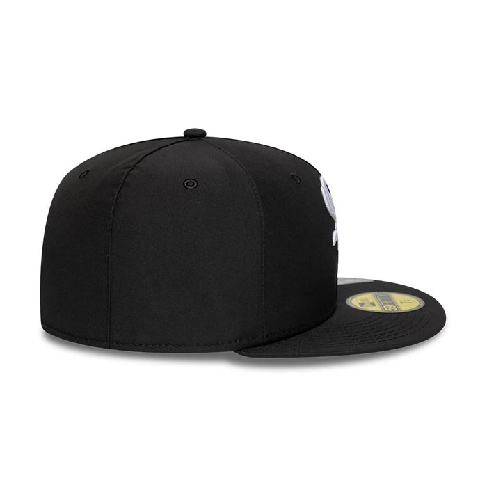 This is a Chicago White Sox MLB Gore-Tex Black 59FIFTY Fitted Cap 6