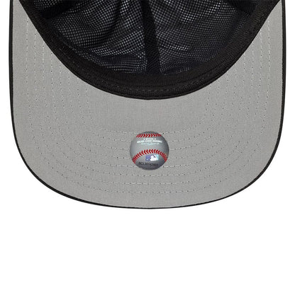 This is a Chicago White Sox MLB Gore-Tex Black 9SEVENTY Stretch Snap Adjustable Cap 2