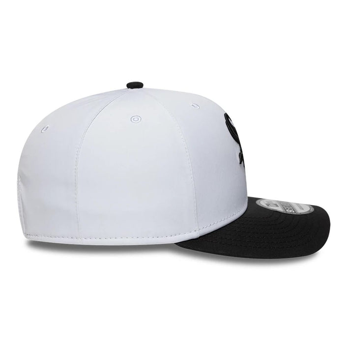 This is a Chicago White Sox MLB Gore-Tex Black 9SEVENTY Stretch Snap Adjustable Cap 6