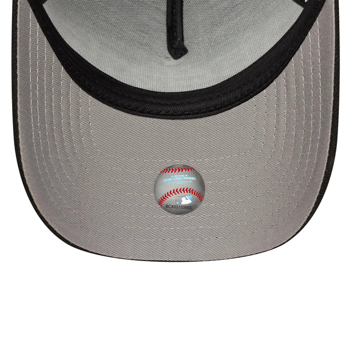 This is a Chicago White Sox MLB Poly Kanji Black 9FORTY A-Frame Adjustable Cap 2