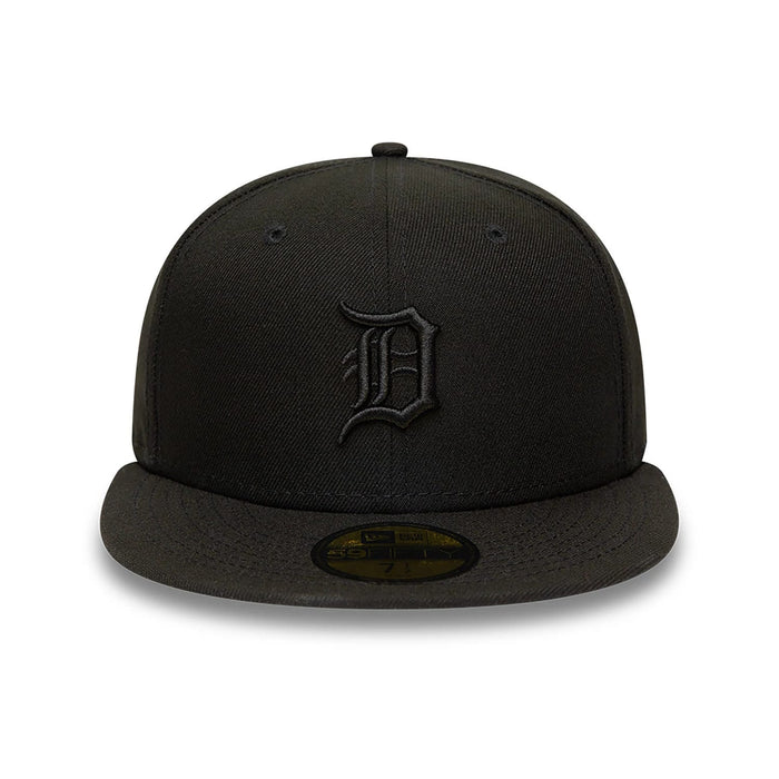 This is a Detroit Tigers MLB Black on Black 59FIFTY Fitted Cap 7