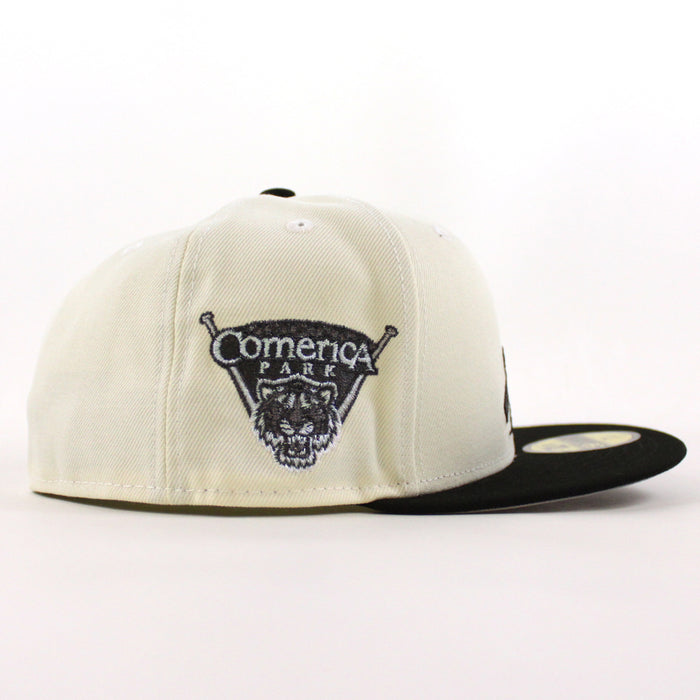 Detroit Tigers PAWS MASCOT Comerica Park New Era 59Fifty Fitted Hat (Chrome White Black Gray Under Brim)