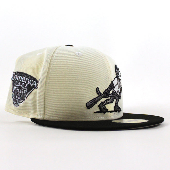 Detroit Tigers PAWS MASCOT Comerica Park New Era 59Fifty Fitted Hat (Chrome White Black Gray Under Brim)