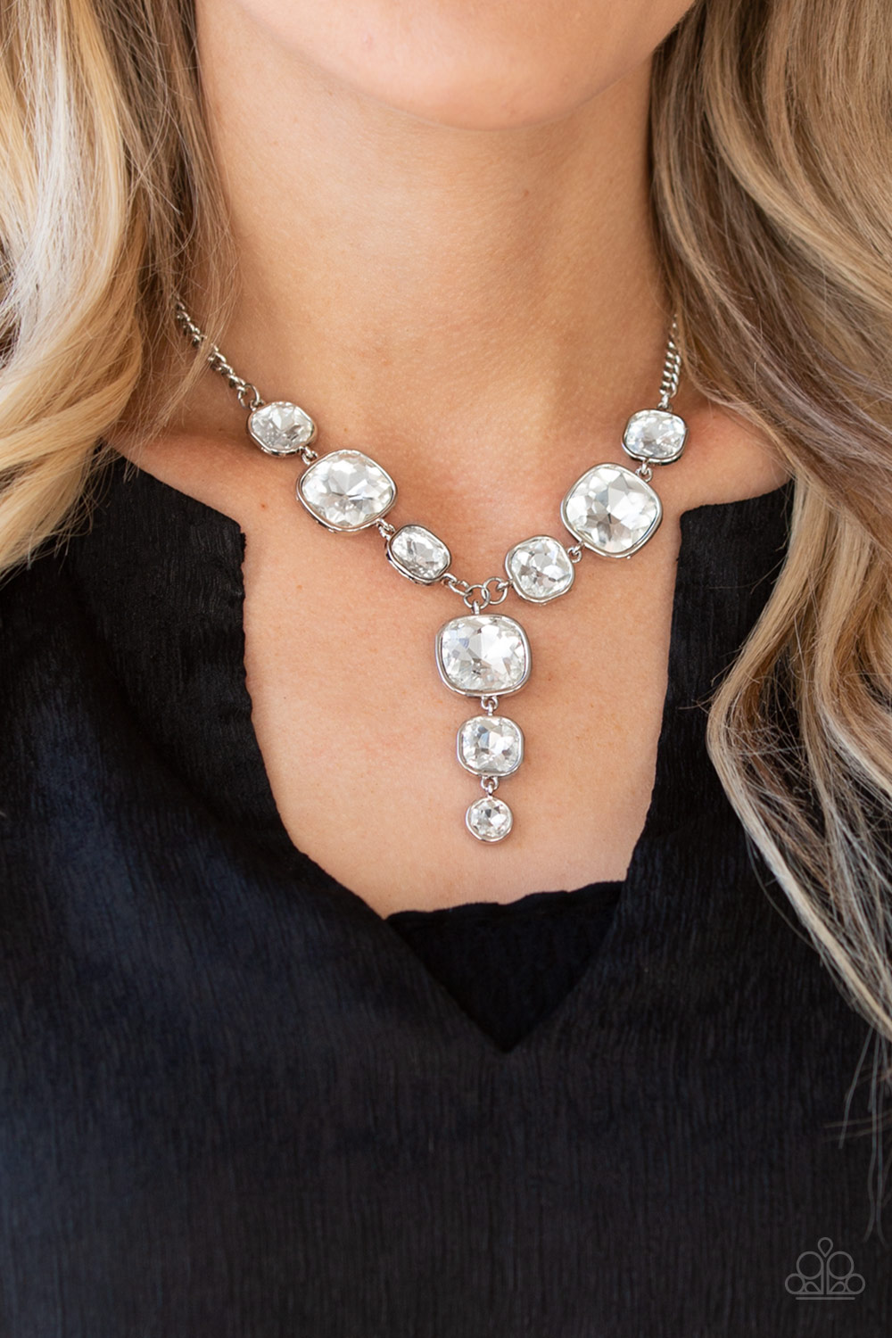 Legendary Luster - White Paparazzi Accessories