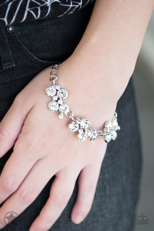 Old Hollywood - White Paparazzi Accessories