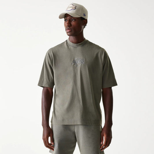 The Male model is wearing LA Lakers NBA Washed Grey Box T-Shirt 1