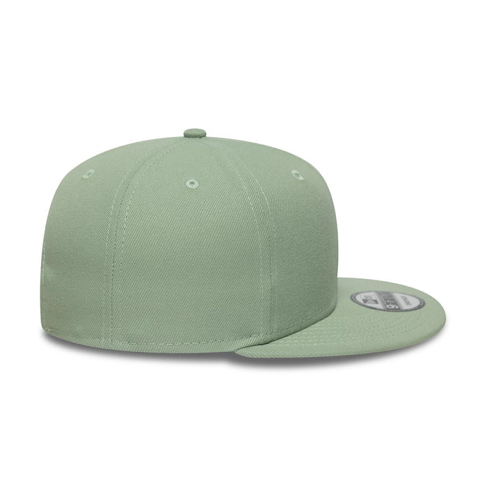 This is a New Era Green 9FIFTY Snapback Adjustable Cap 5