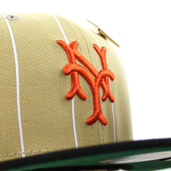 New York Giants New Era 59Fifty Fitted Hat (59FIFTY DAY - Vegas Gold Pinstripe)