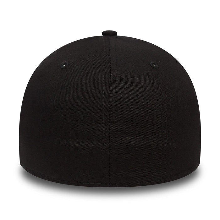 This is a New York Yankees Classic Black 39THIRTY Cap 3