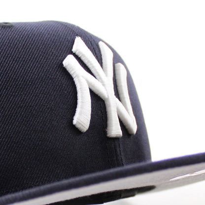 New York Yankees El Salvador New Era 59Fifty Fitted Hat (Navy Gray Under Brim)