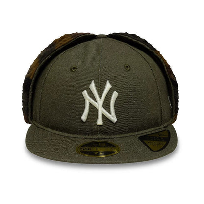 This is a New York Yankees MLB Camo Open Green Retro Crown 59FIFTY Fitted Cap 4