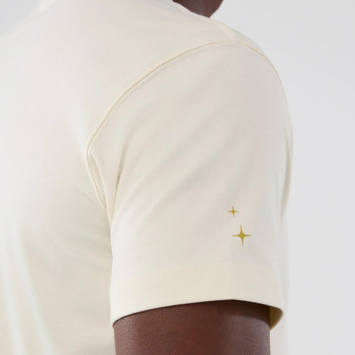 The model is wearing this MLB Cosmic Craft New York Yankees T-Shirt in white. 6