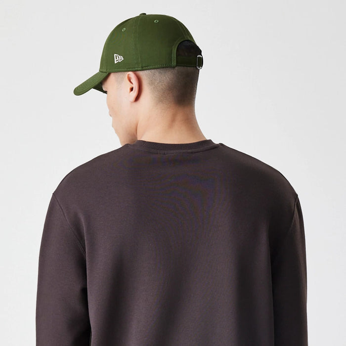 The Male model is wearing New York Yankees MLB Midi League Essential Dark Brown Oversized Crew Neck Sweater 7