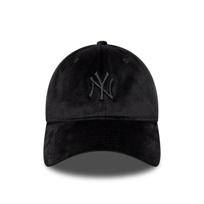 This is a New York Yankees MLB Velour Black 9TWENTY Bow Back Adjustable Cap 3