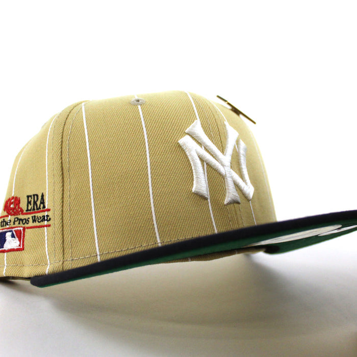 New York Yankees New Era 59Fifty Fitted Hat (59FIFTY DAY - Vegas Gold Pinstripe)