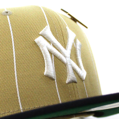 New York Yankees New Era 59Fifty Fitted Hat (59FIFTY DAY - Vegas Gold Pinstripe)
