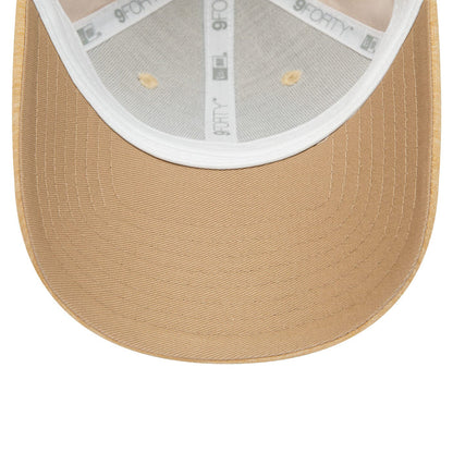This is a New York Yankees Womens Jersey Light Beige 9FORTY Adjustable Cap 5
