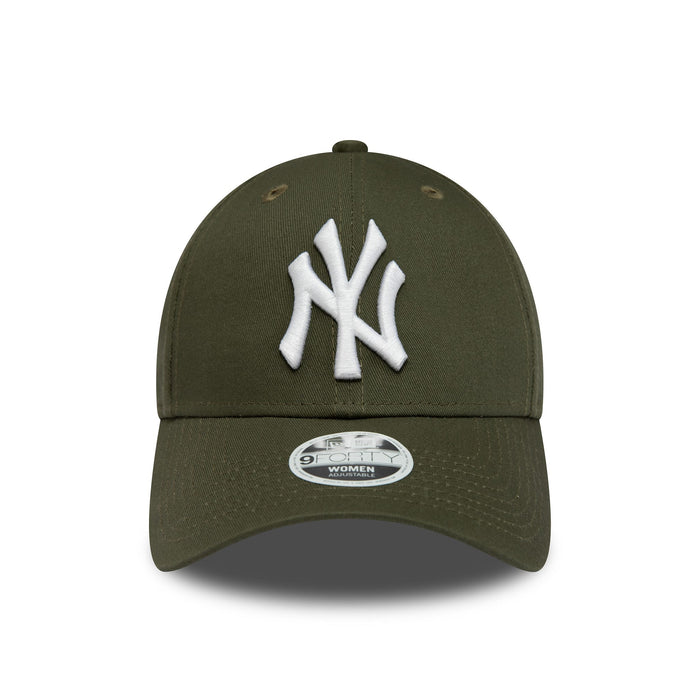 This is a New York Yankees Womens League Essential Dark Green 9FORTY Adjustable Cap 2