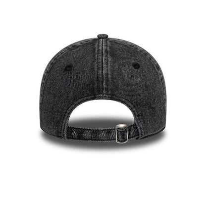 This is a New York Yankees Womens MLB Denim Black 9TWENTY Adjustable Cap 4